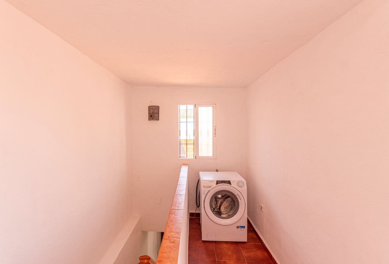 Casa adosada reformada en Alhaurín de la Torre — foto 9